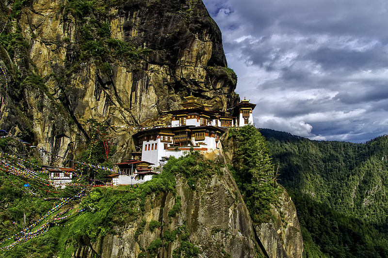Bhutan - culture & nature adventure