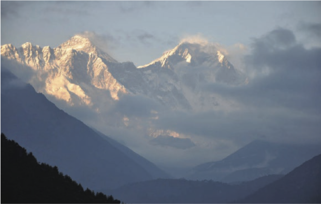 Everest mountains